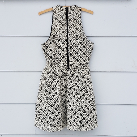 NWT Sam Edelman Embroidered Button Rom Dress - 10 - Picture 5 of 8